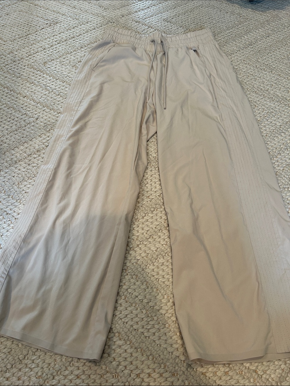 Athleta Neutral-Tone Elastic Waist Pull-On Pants